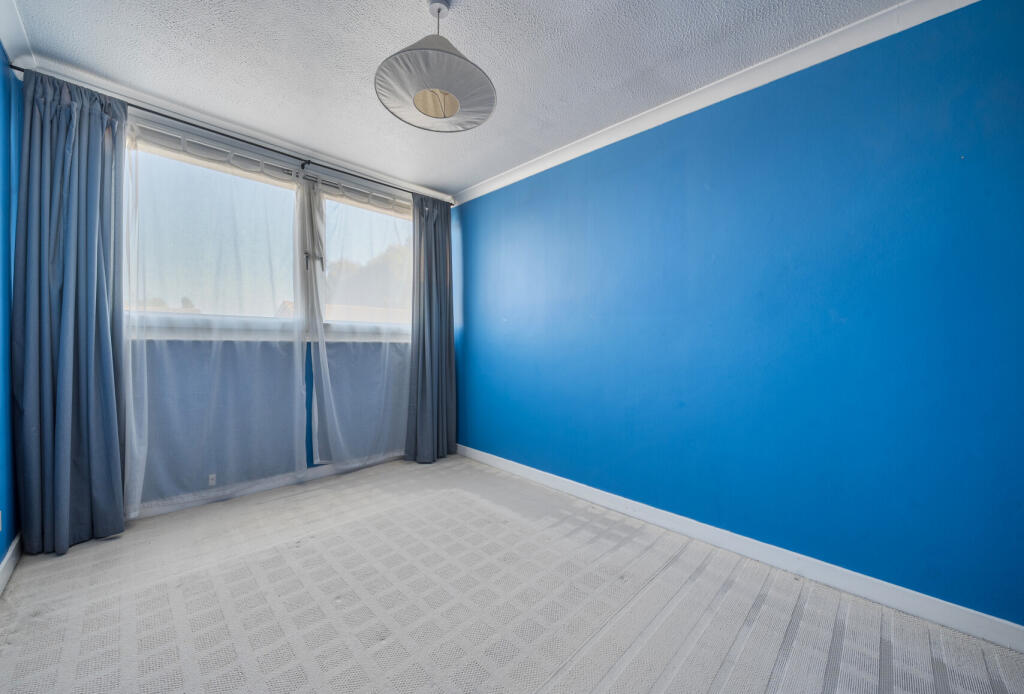 1358189-19-68cd5c...