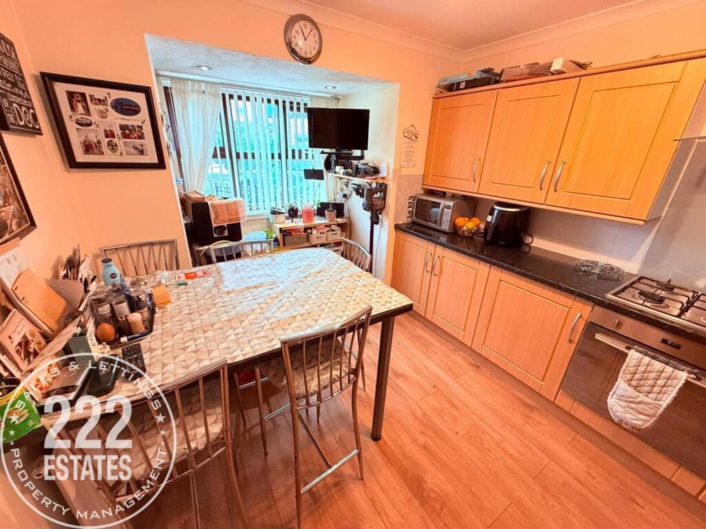 PHOTO-2025-07-08-11-51-26 (18).jpg