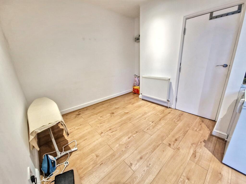 1st Floor Flat Dining Area