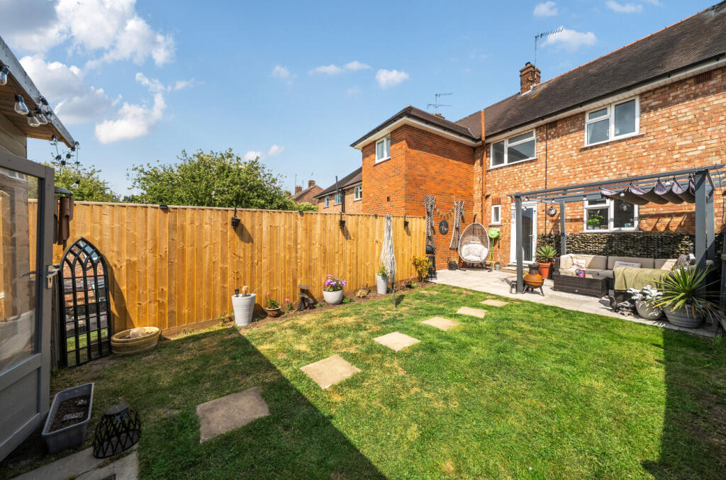 1304071-3-68409f5c27bba