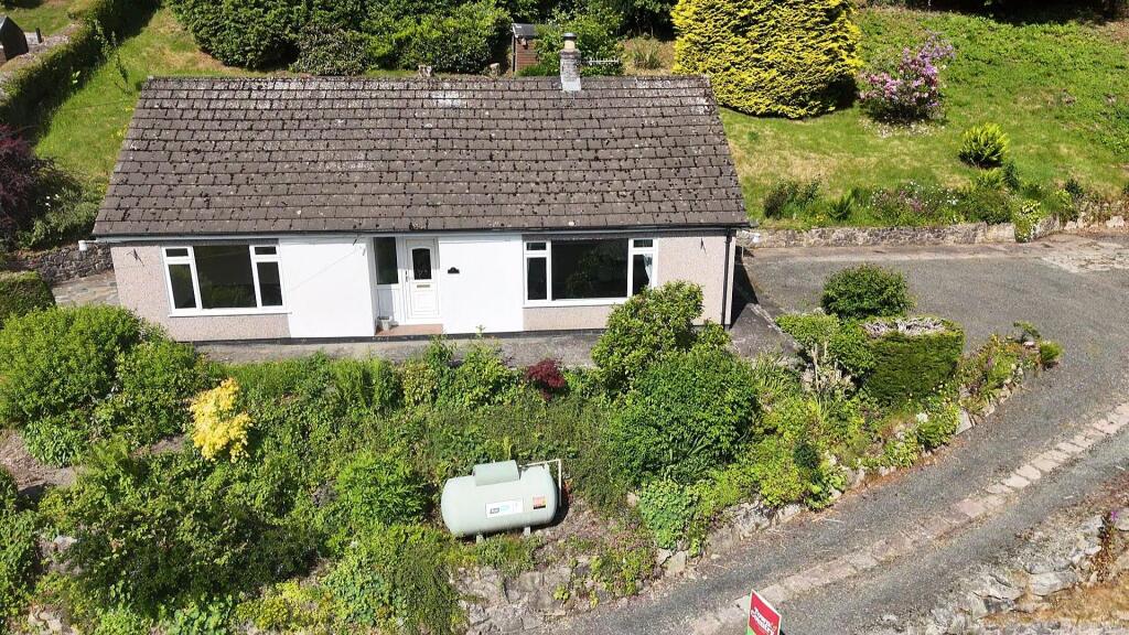 Accommodation Comprises