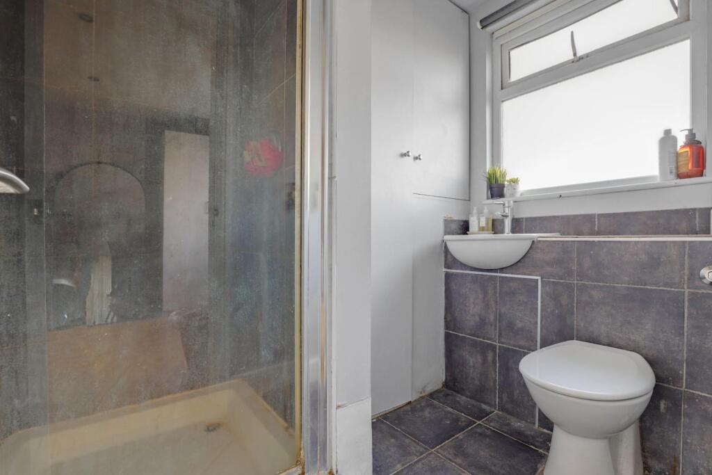 14-e607JHPropWpen - 110 Marlow Road - 40-medium.jp