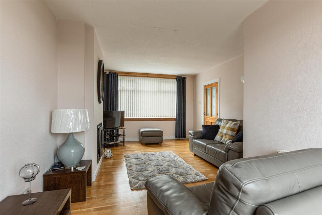 64 Forest Gardens Galashiels 20.JPG