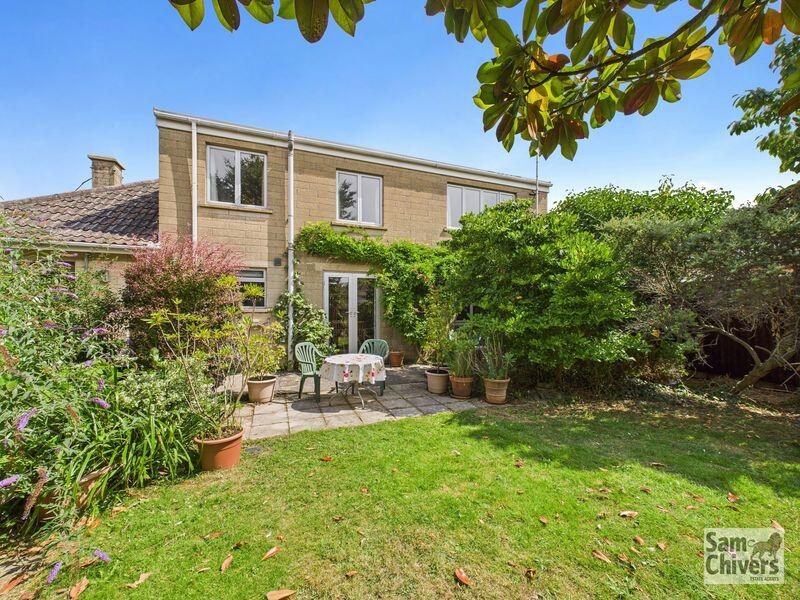 Sarabeth Drive, Tunley