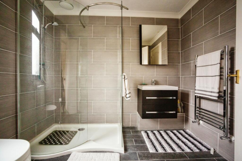 En-suite Shower Room
