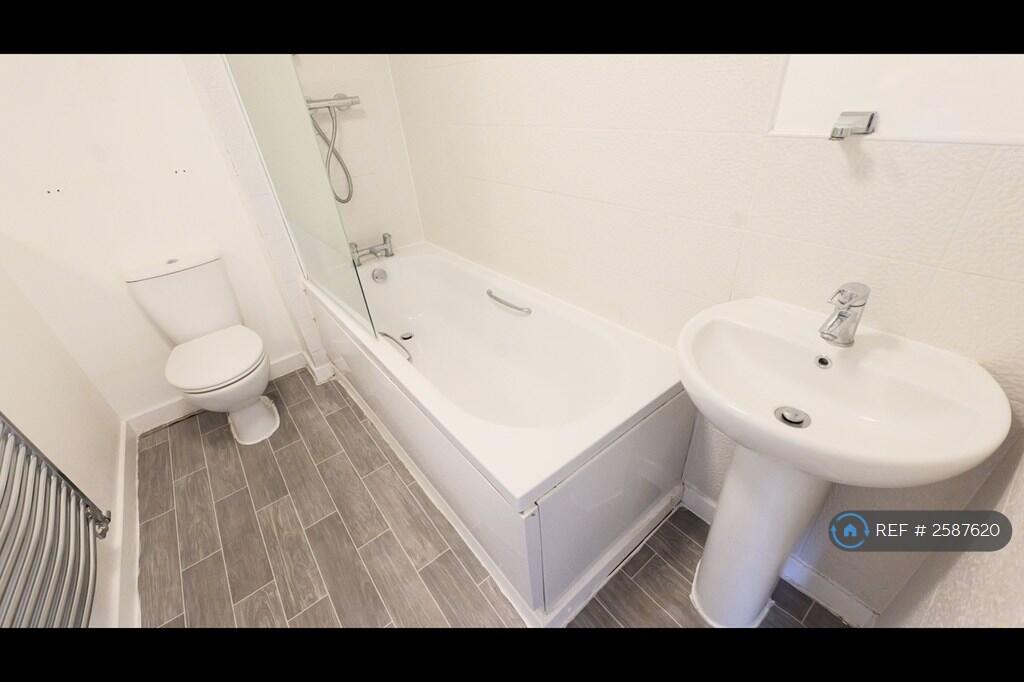 Main Bathroom