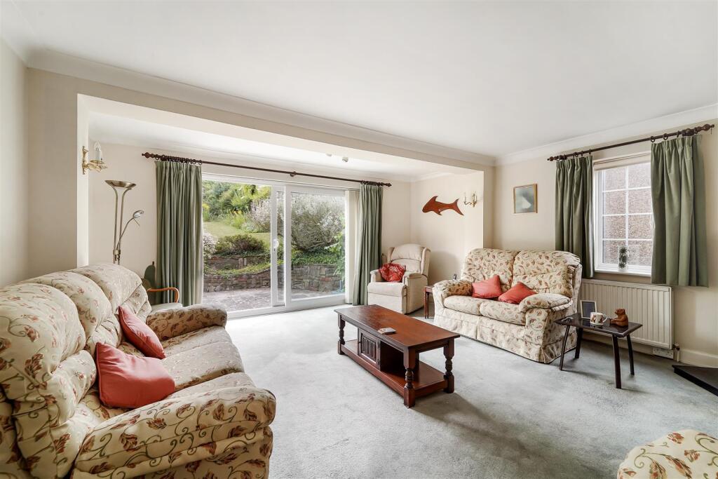 HILLSIDE, 13 (11).jpg