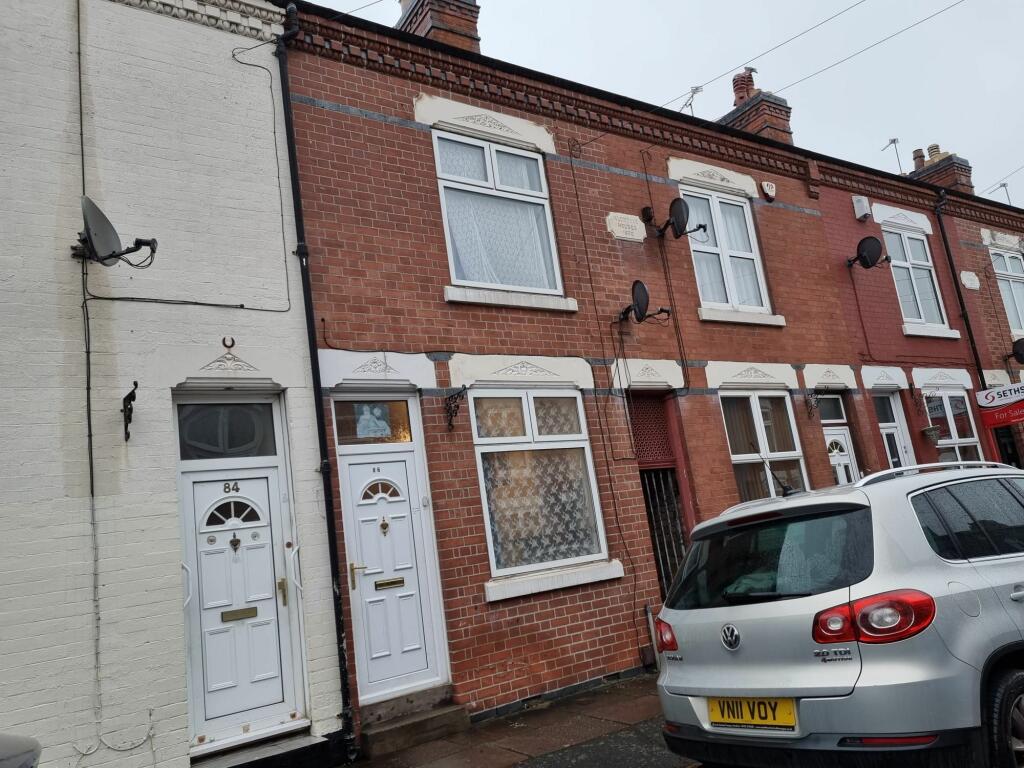 Photograph 1