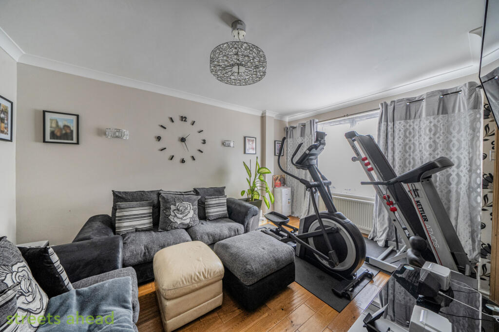 6b84fc03-5eda-4d4...