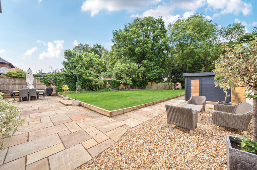 1303355-3-683968b...