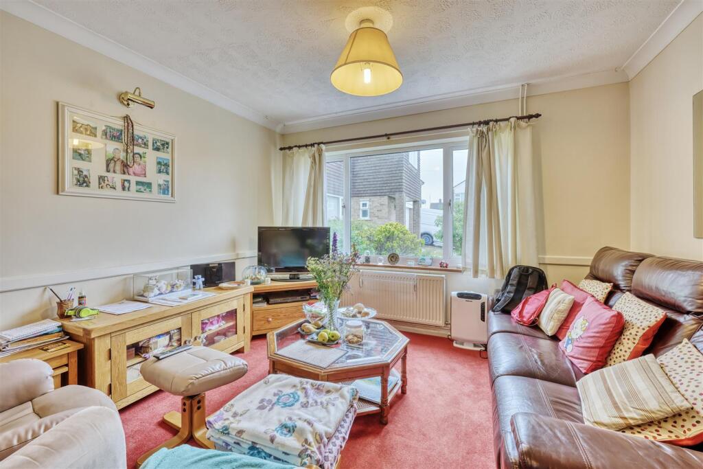 1-8 Nene View Oundle-1.jpg