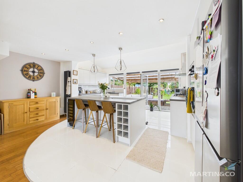 CAM03111G0-PR0340...