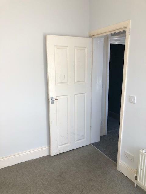 Small bedroom1.jpg