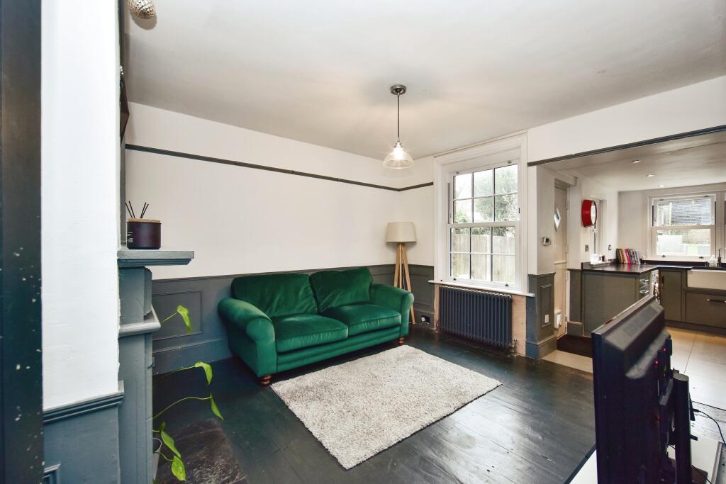 Open Plan Lounge &amp; Kitchen