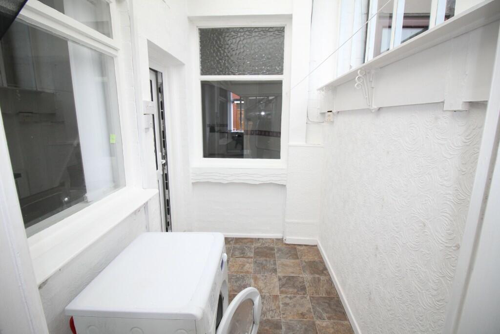 Vestibule (k)
