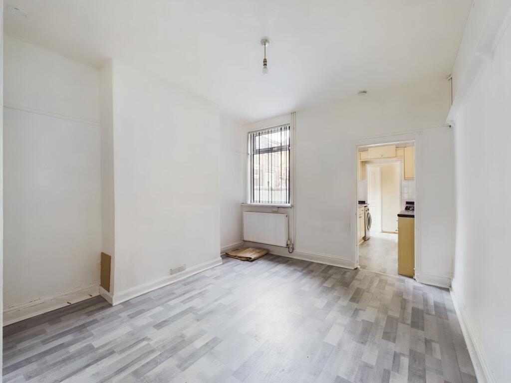 REAR RECEPTION ROOM