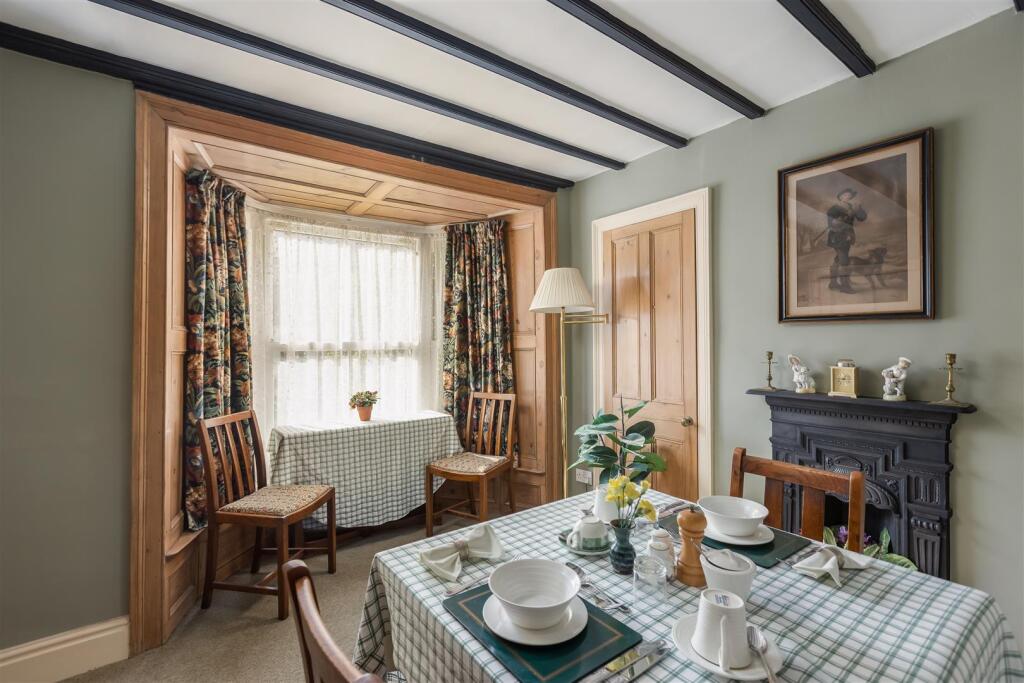 Rockery Cottage Breakfast Room-2.jpg