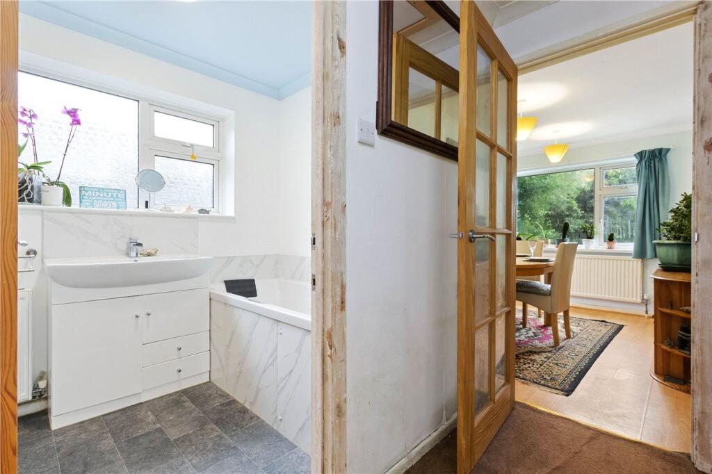 Bathroom/Bedroom