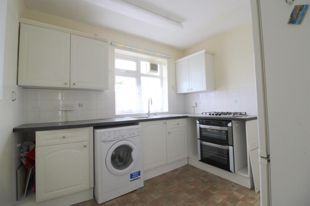 Fitted+kitchen+with+