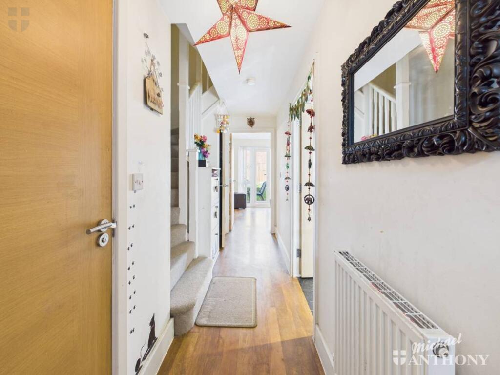 CAM03852G0-PR0238-STILL001-thumbnail-h750-70