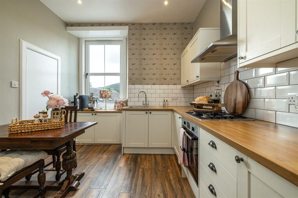 5 Buccleuch Road Selkirk 16.JPG