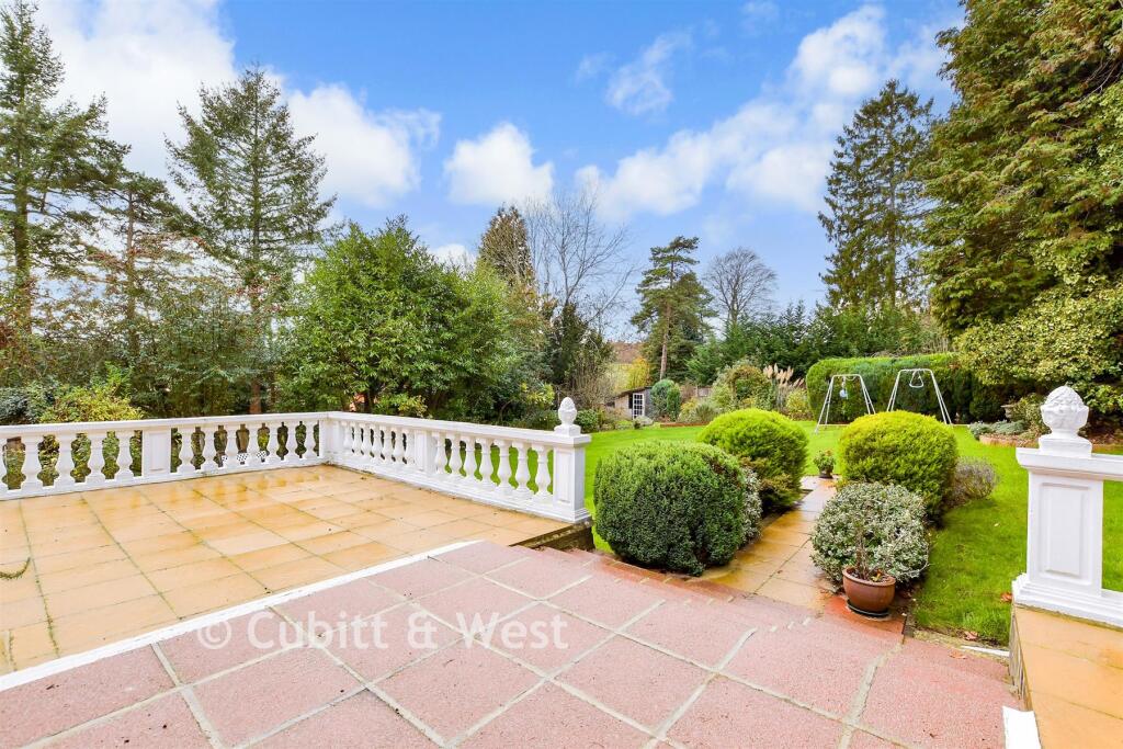 Patio / Decking