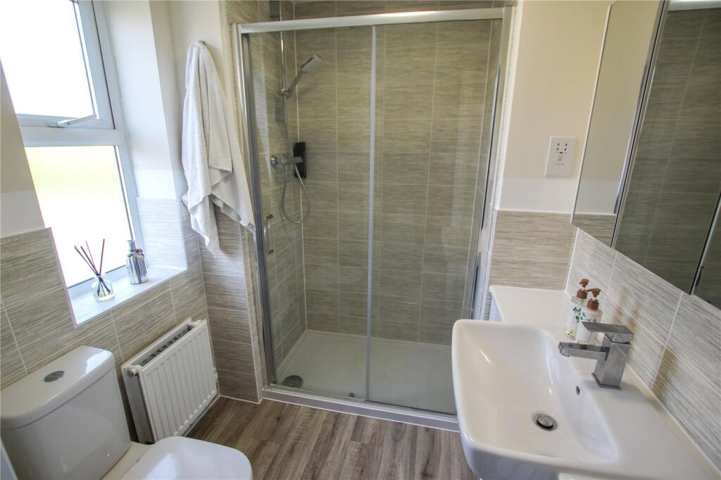 Ensuite.