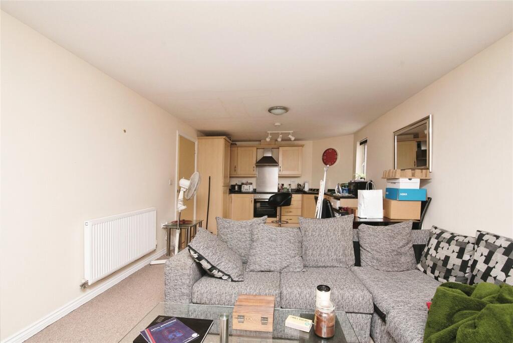 Living/Dining Area