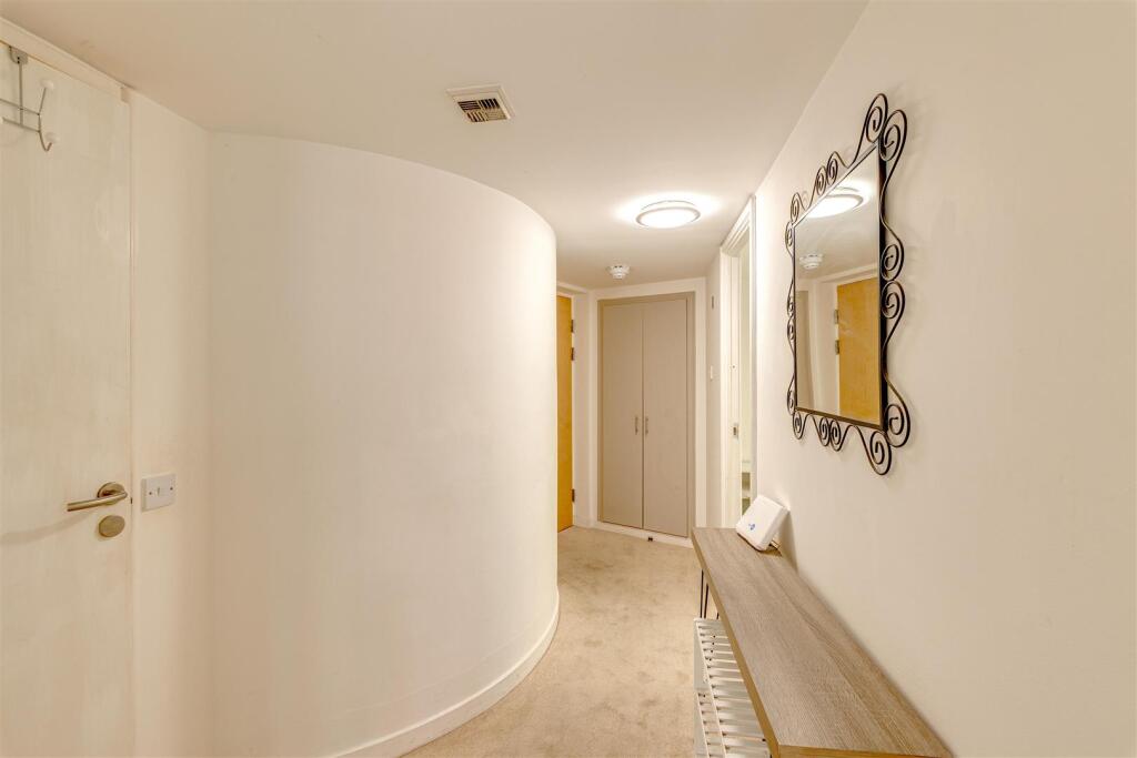 104 Royal Quay_4.jpg