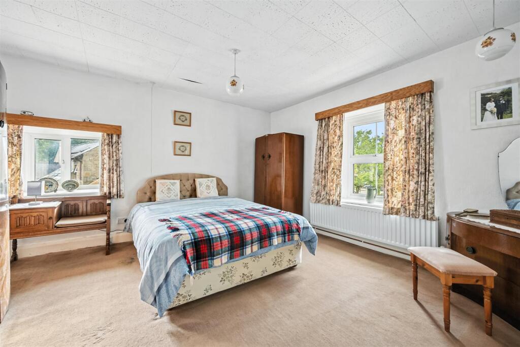 Saxton Mee Brookside 0001.jpg