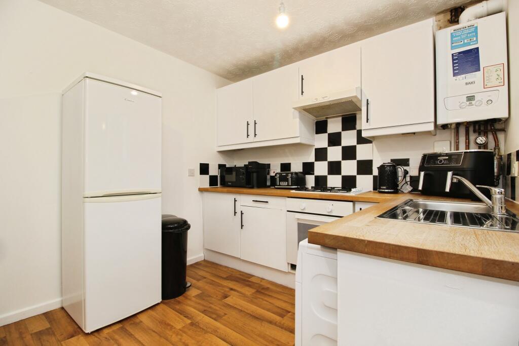 kitchen.jpeg