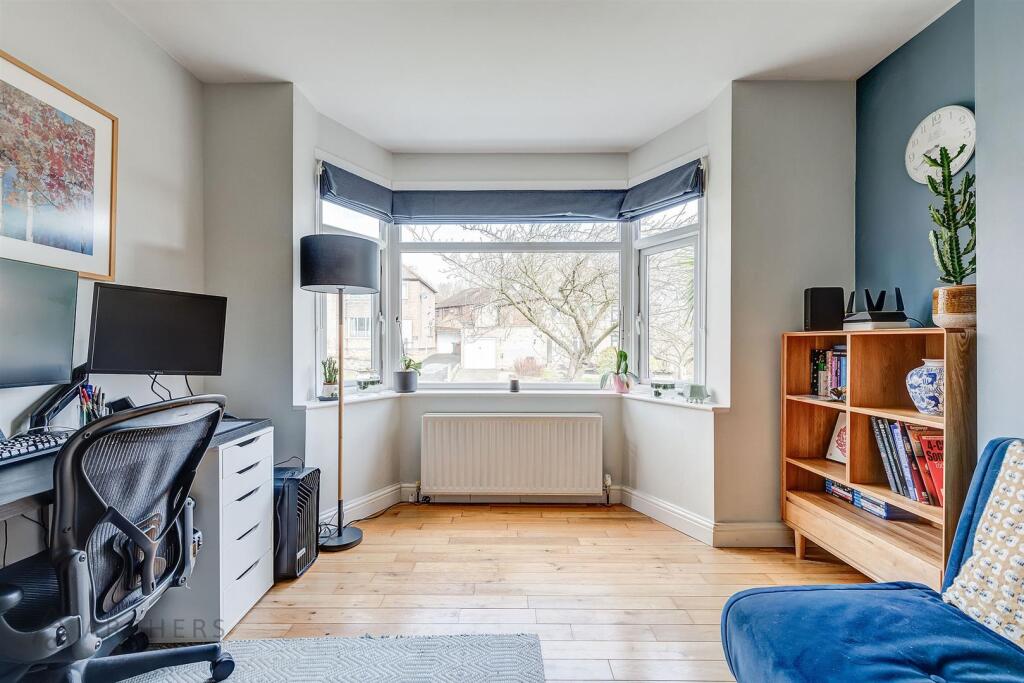 30HollinsLane(Interior)(5of26).jpg