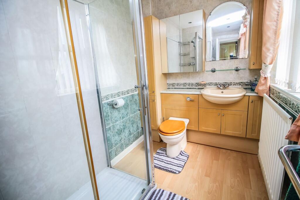 Ensuite