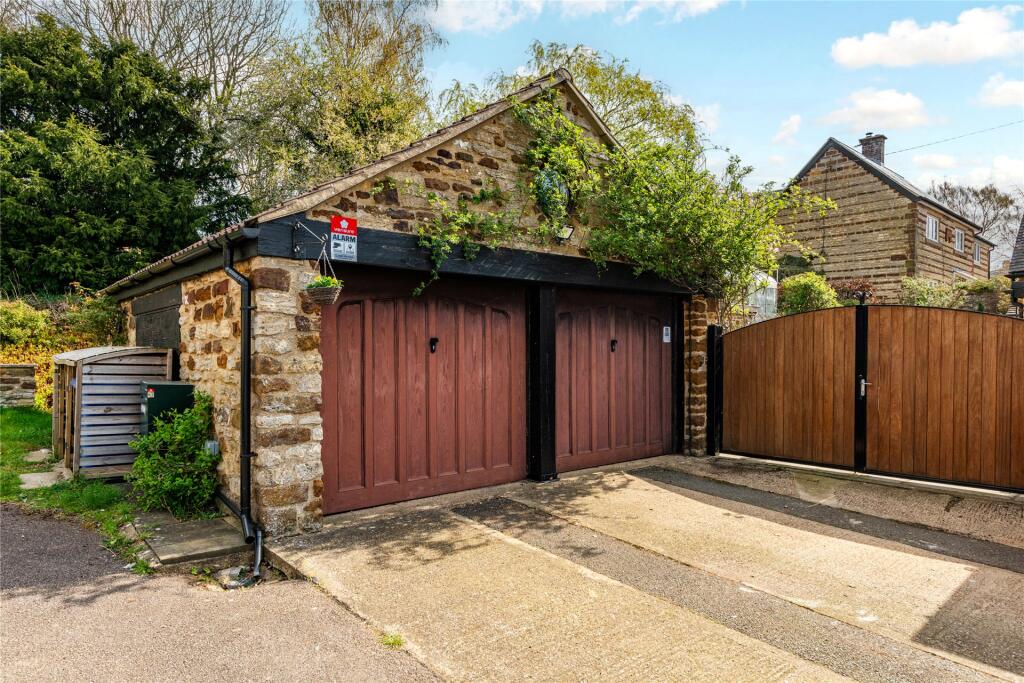 Double Garage
