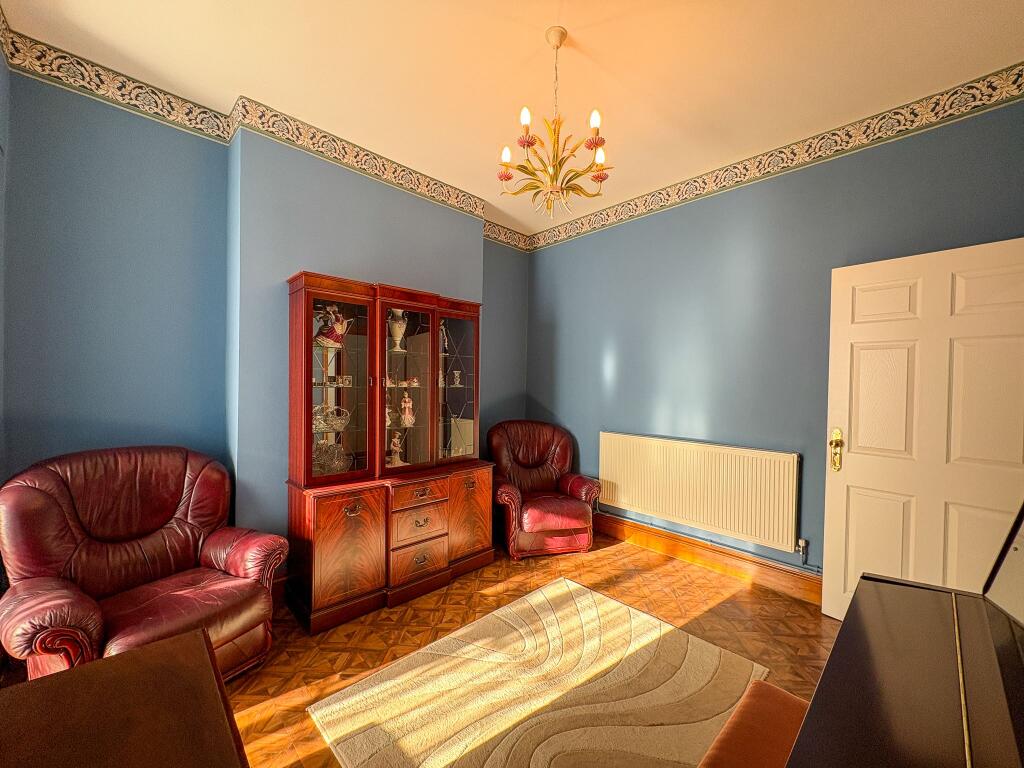 Middle Reception Room