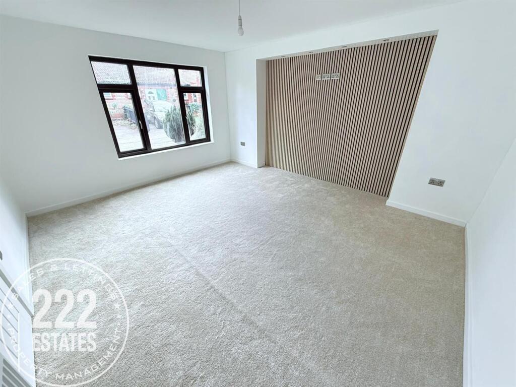 PHOTO-2025-08-28-13-58-17 (15).jpg