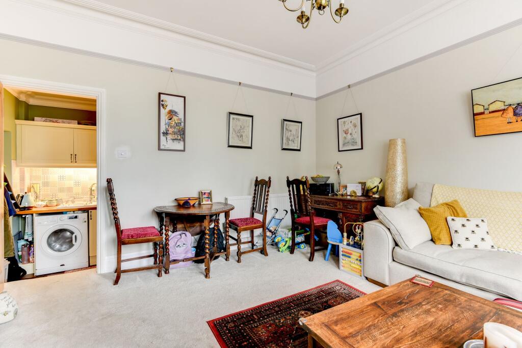 Living/Dning Room