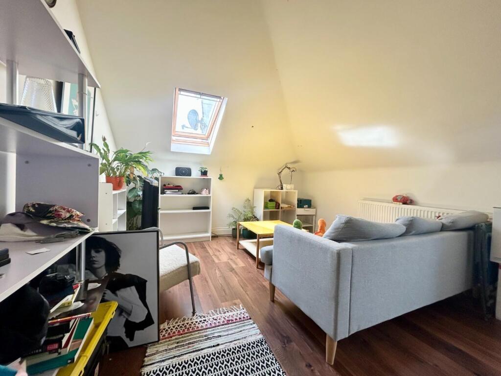 Living Room.jpg