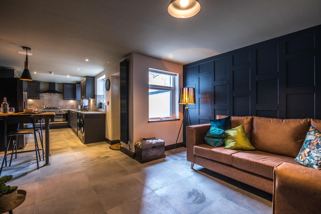 EH - 117 Adelaide Rd (48 of 67)