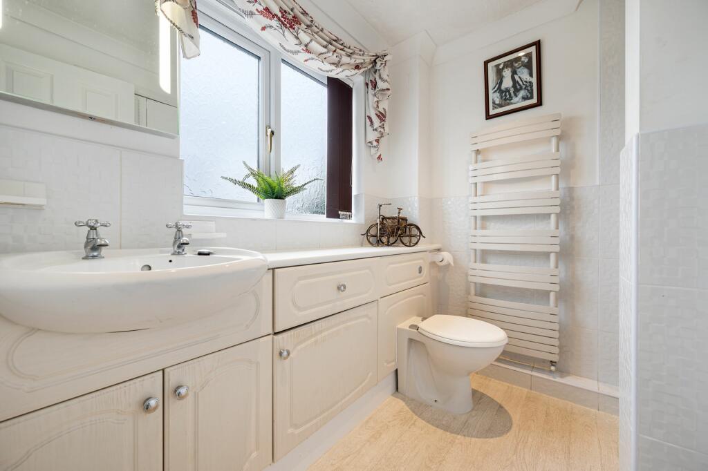Bedroom One Ensuite