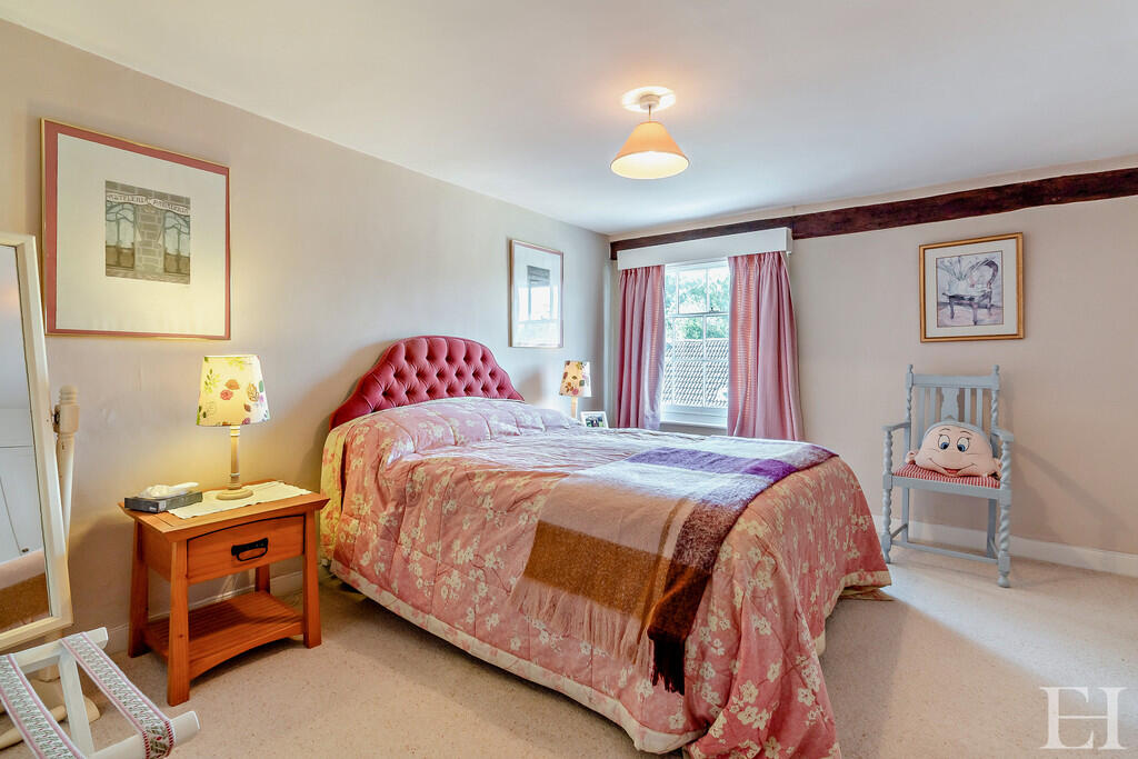 8658493-interiorW...