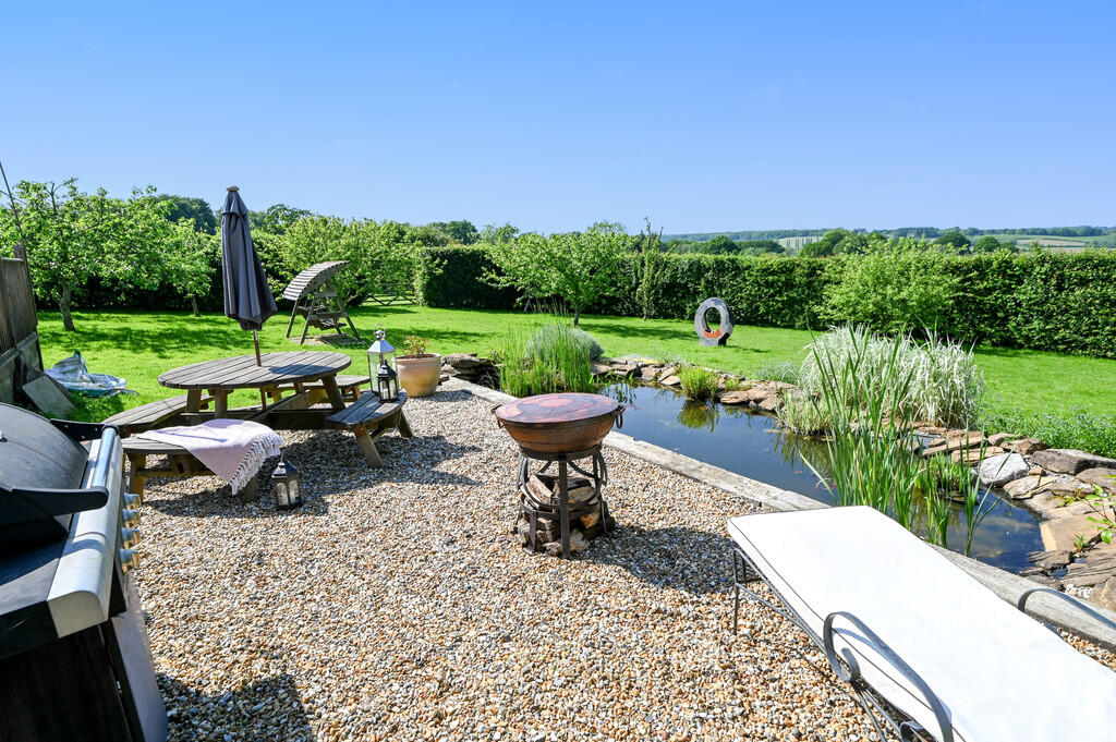 tibbs-farmhouse-t...