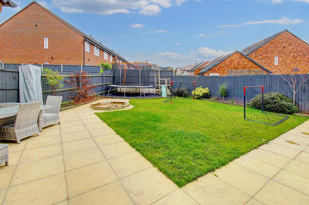 Rear Garden (left)