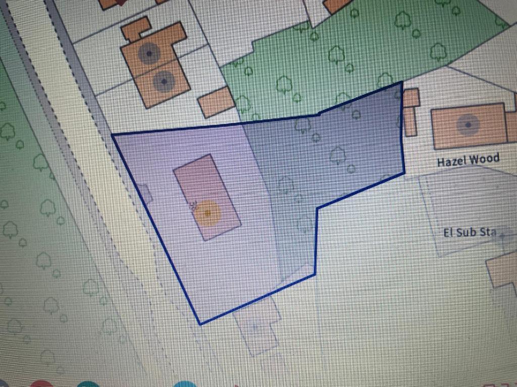 Showing extra land to the rear/plot