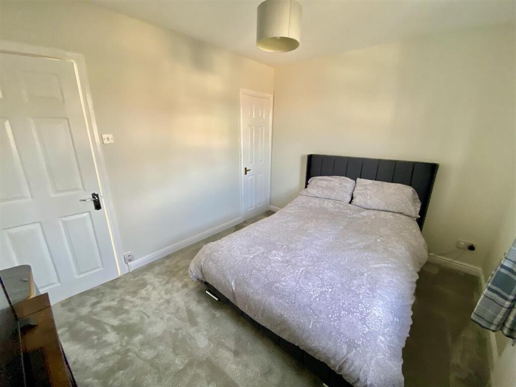 Bramleys Estate Agents - Gordon Court - Shillbank 