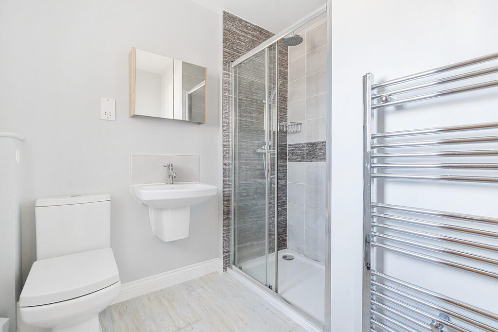 Ensuite Shower Ro...