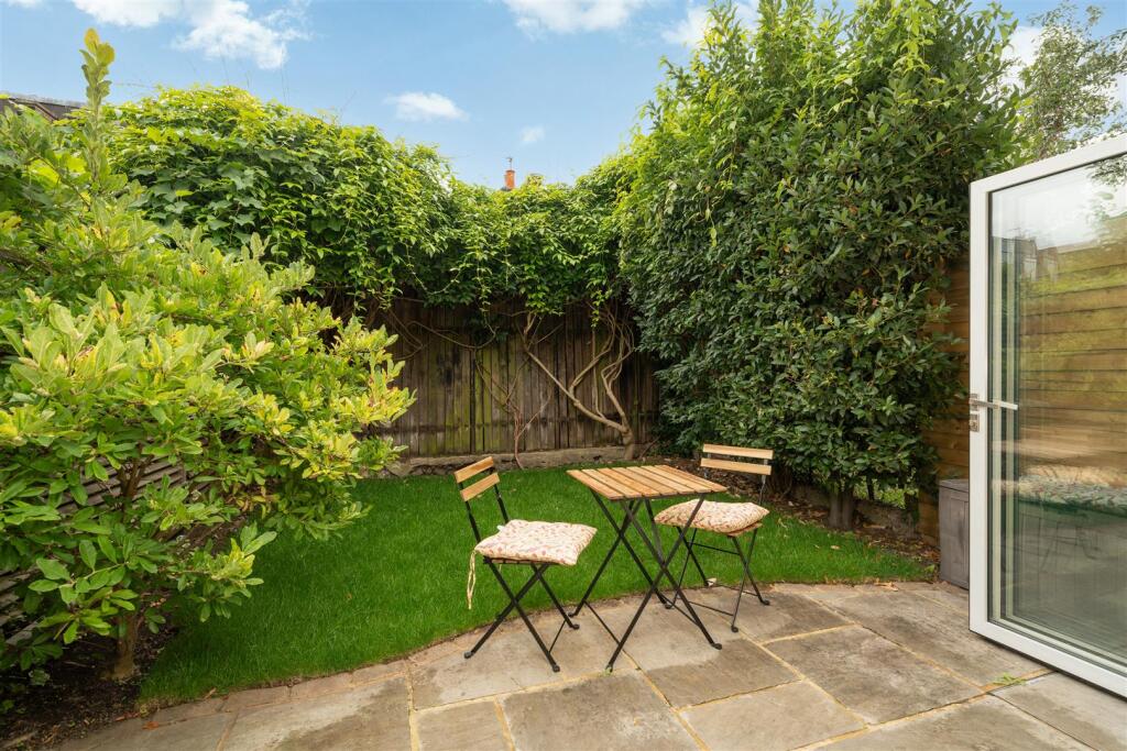 Becklow Road  - (08 of 19).jpg