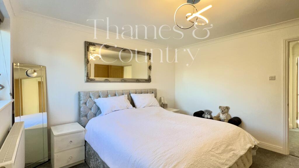 Principle bedroom