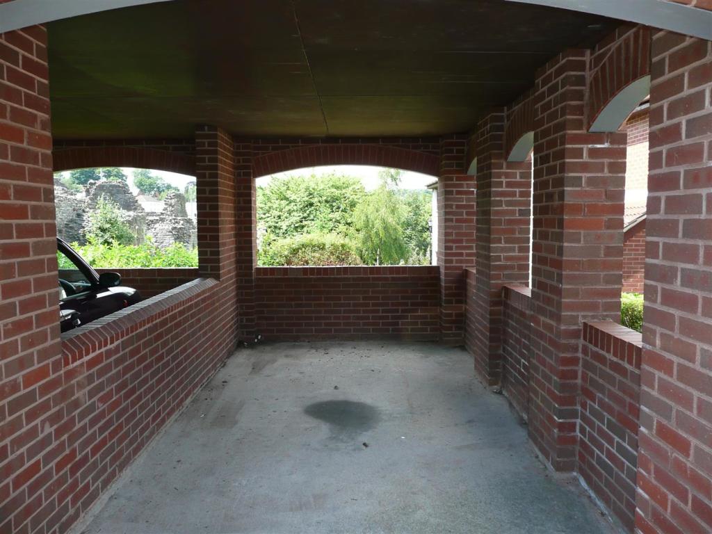 Car Port.JPG