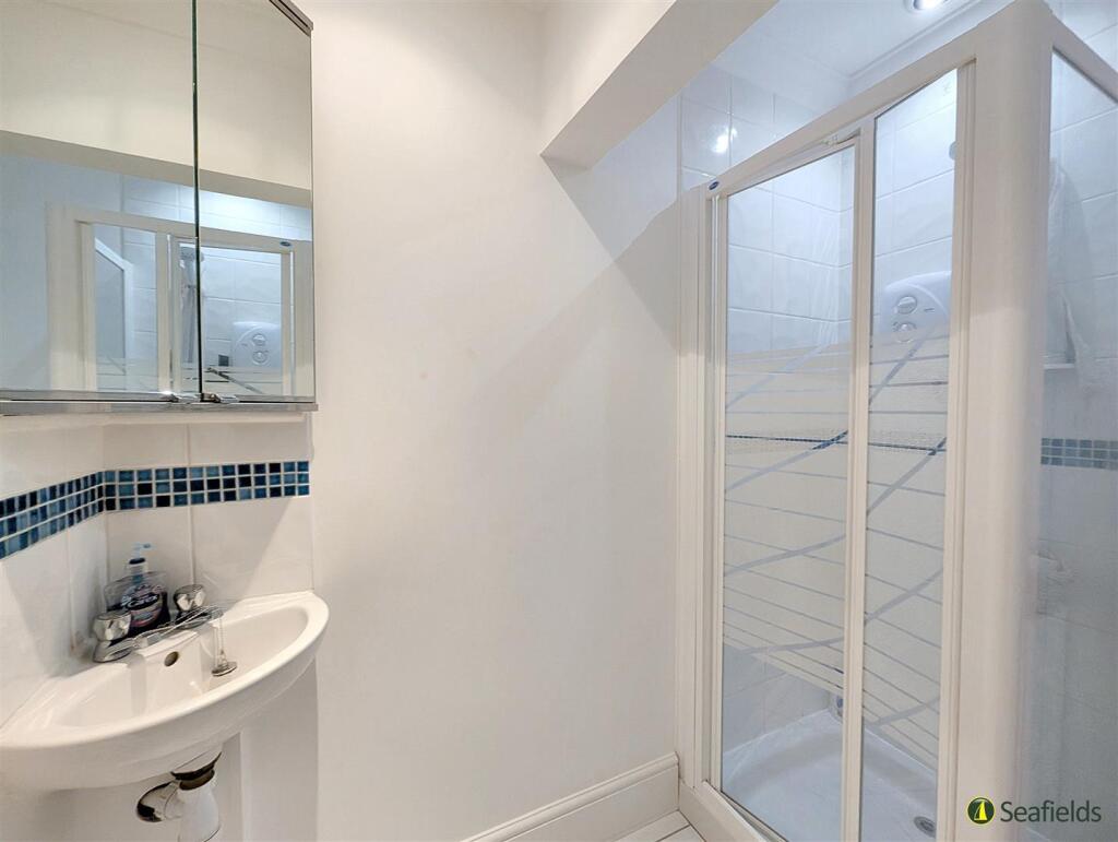 Shower Room 2